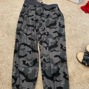 Women’s Camo Lounge Pants
